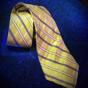Eagle neck tie